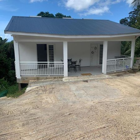 Villa Les Mahoganys Riviere-Salee Esterno foto