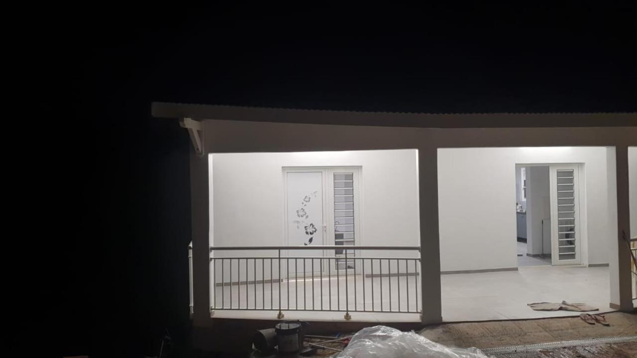 Villa Les Mahoganys Riviere-Salee Esterno foto
