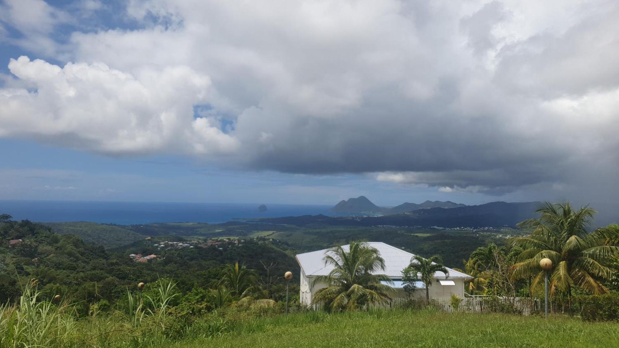Villa Les Mahoganys Riviere-Salee Esterno foto